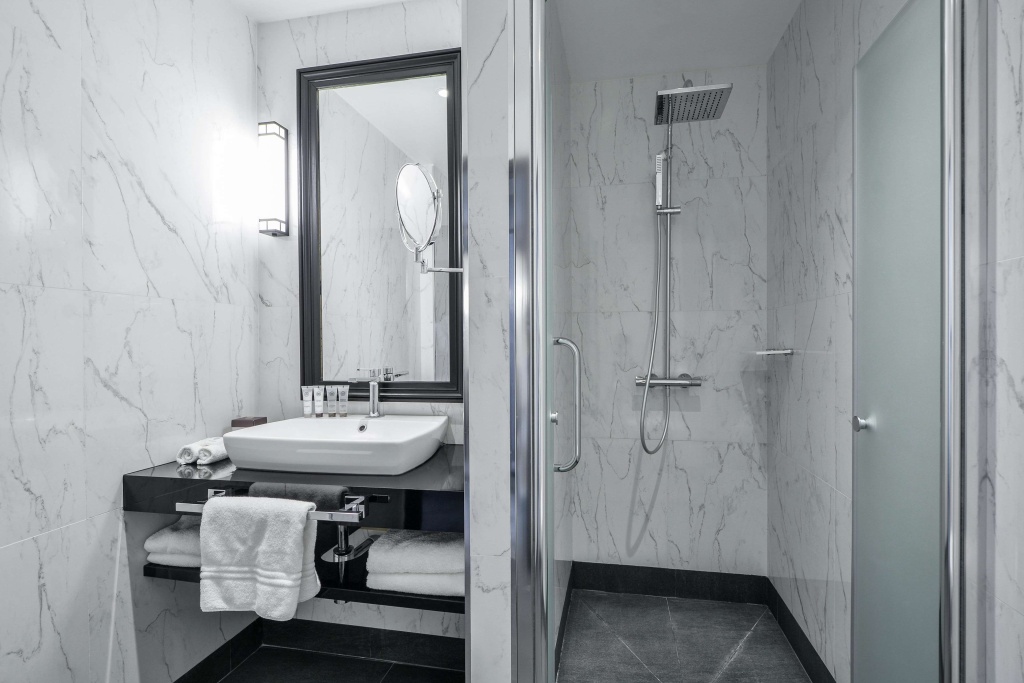 Maison Astor Paris, Curio Collection by Hilton