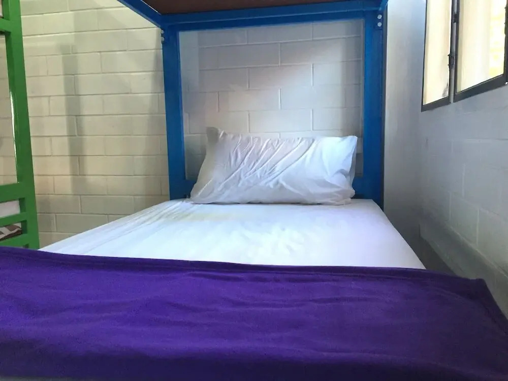 Royale Suites And Apartments By OYO Rooms