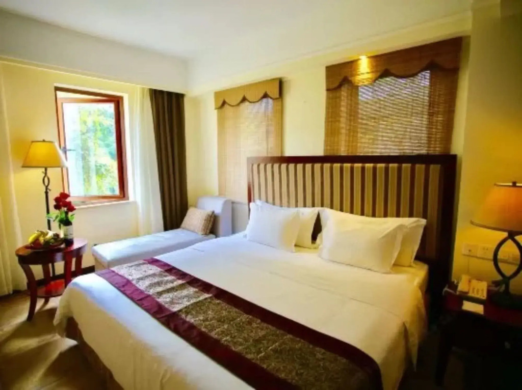 Yuhuayuan Sea View Hotel