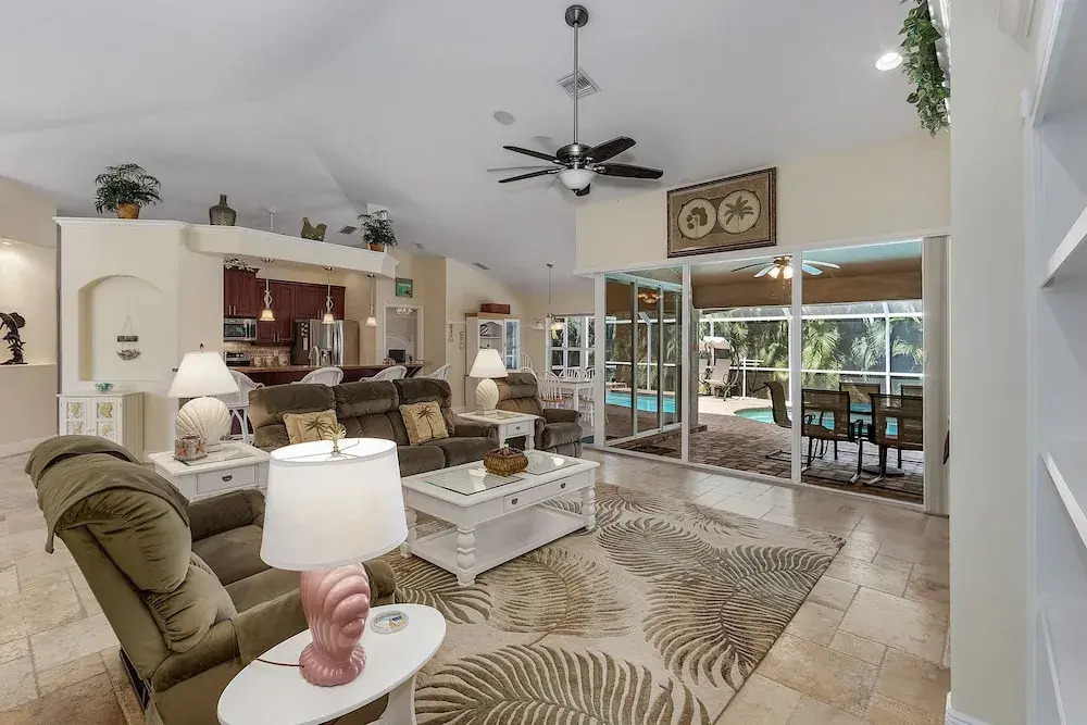 Luxury home, hot tub, heated pool, tiki bar - Villa Spain