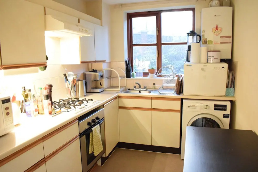 1 Bedroom Garden Flat in Bethnal Green
