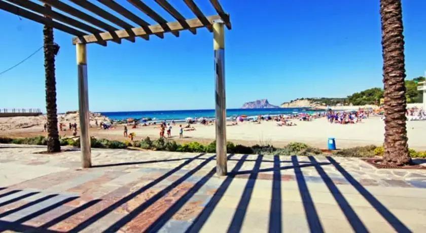 Apartment with garden, near the beach in Moraira