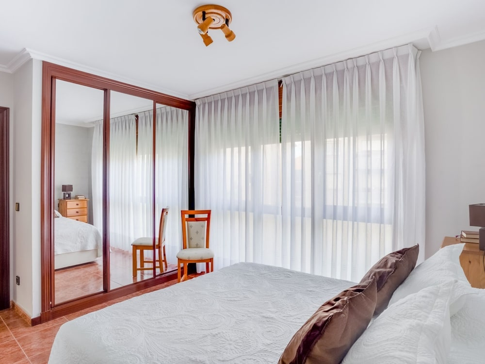 Elegant Apartment in Llanes near Sea