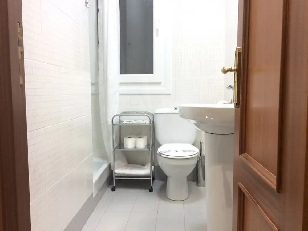 Euskalduna by Forever Rentals. 2 Bedroom Apartment With Wifi. Gran Via