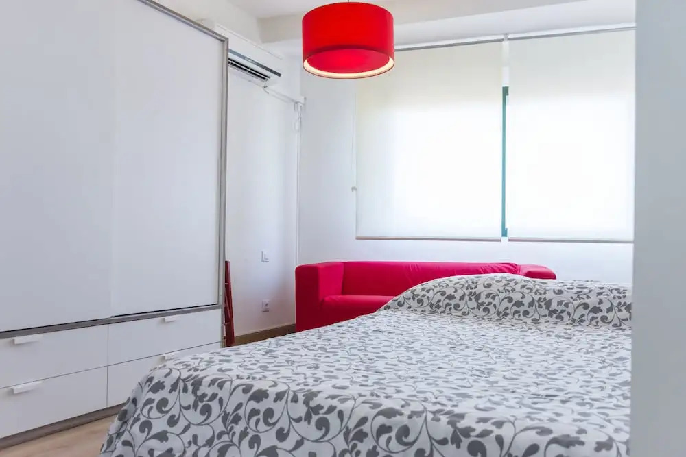 Acogedor estudio parking frente FIBES