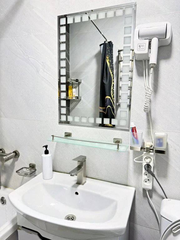 Royal Rentals (Роял Ренталс) на улице Бабура 44