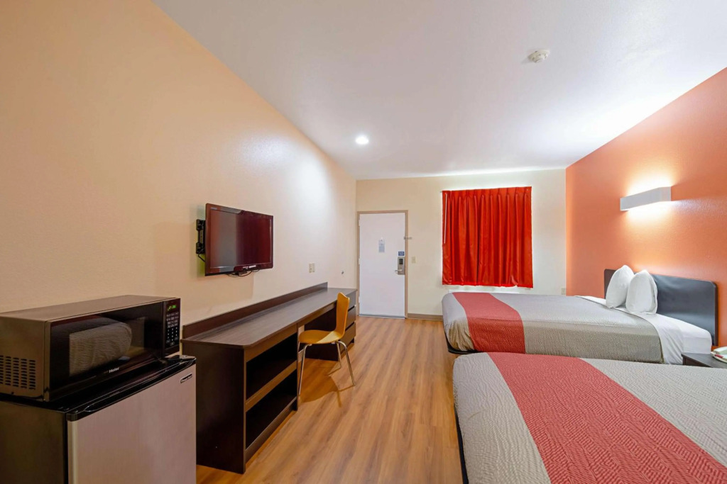 Motel 6-Rhome, TX