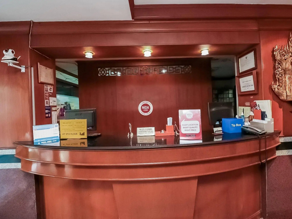 Nida Rooms Charoenrat Bangklo Boulevard at Howard Square