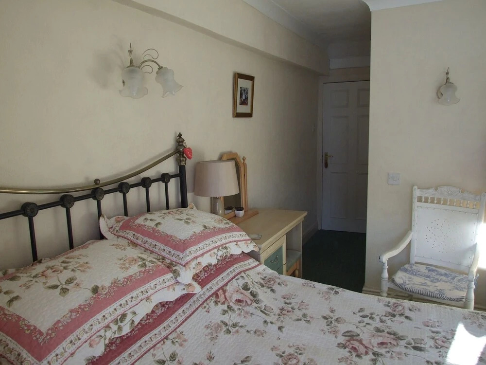 Llew Coch B&B formerly The Red Lion inn
