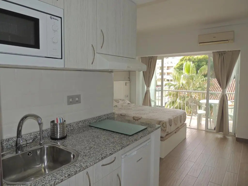 Carihuela Palace Studio 418 Beach - Playa