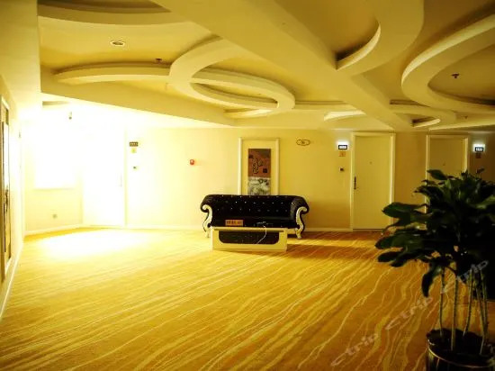 Holiday International Hotel