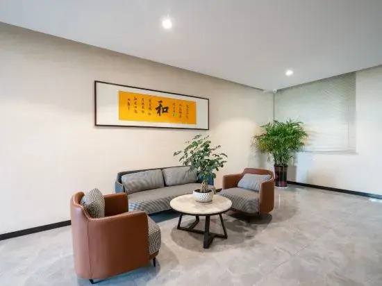 Zheli Fashionable Hotel
