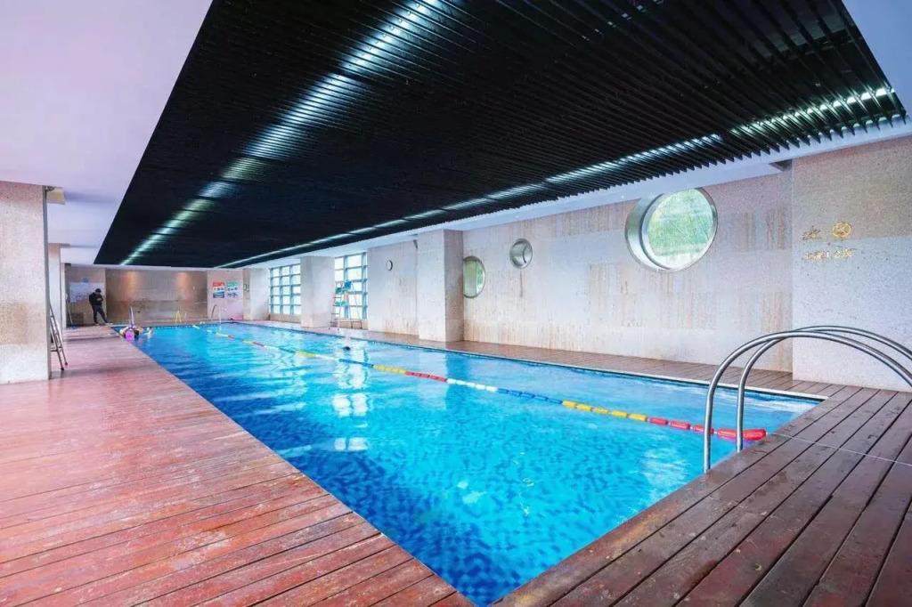 Shanghai International Tourist Resort Fuyi Hotel