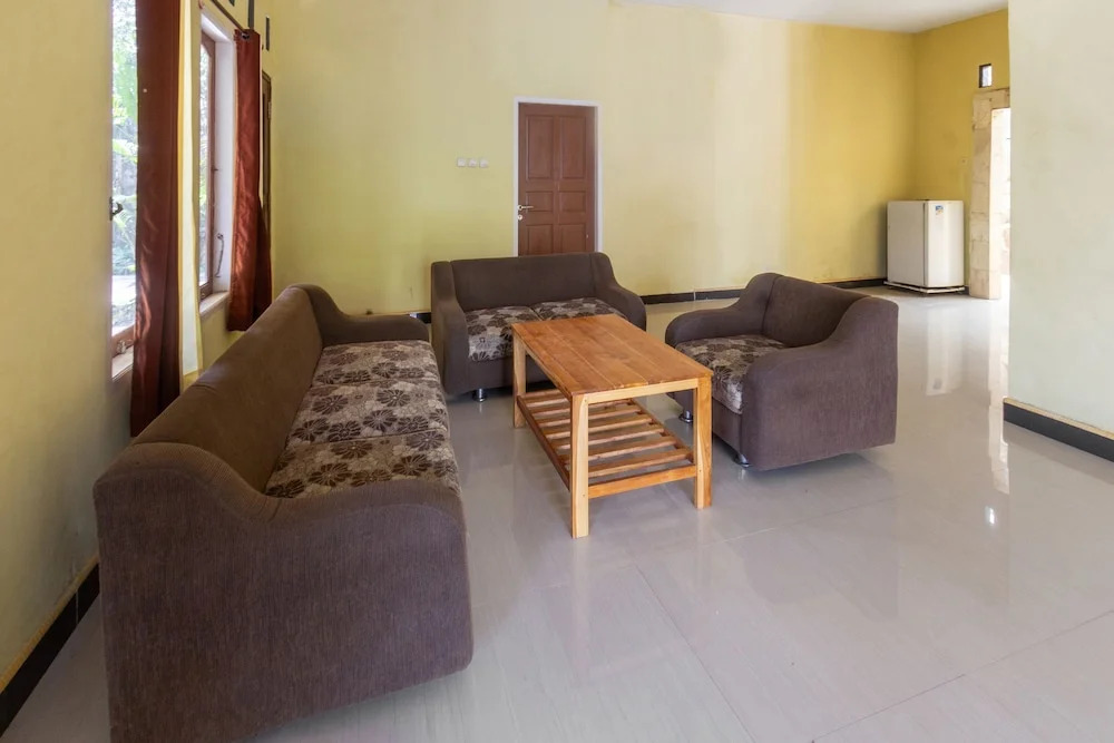 OYO Life 93409 Anugrah House