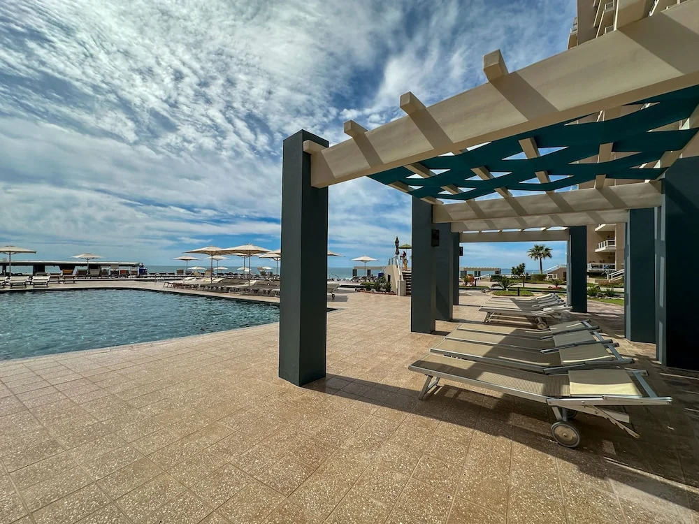 3BR Gem at Sandy Beach Area