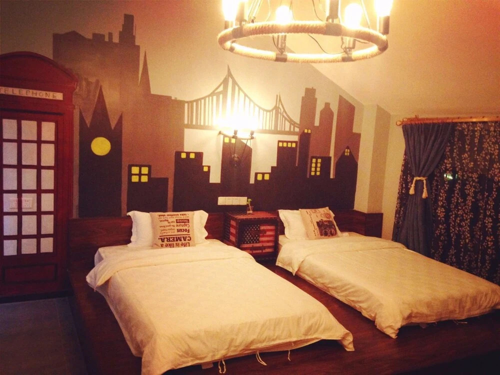 Firefly Inn Mount Danxia