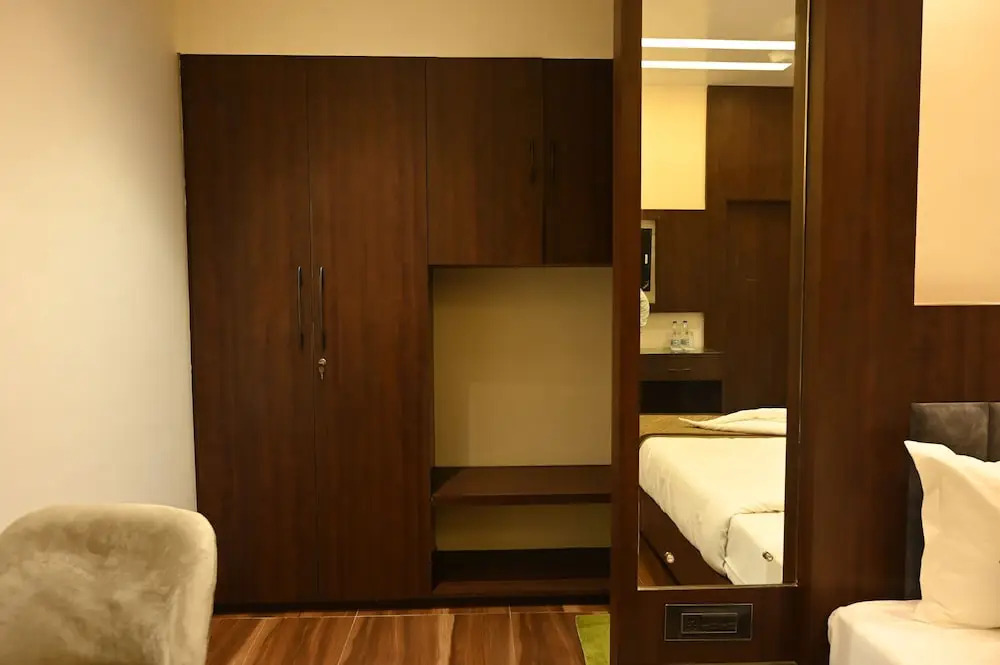 KS Square Hotel