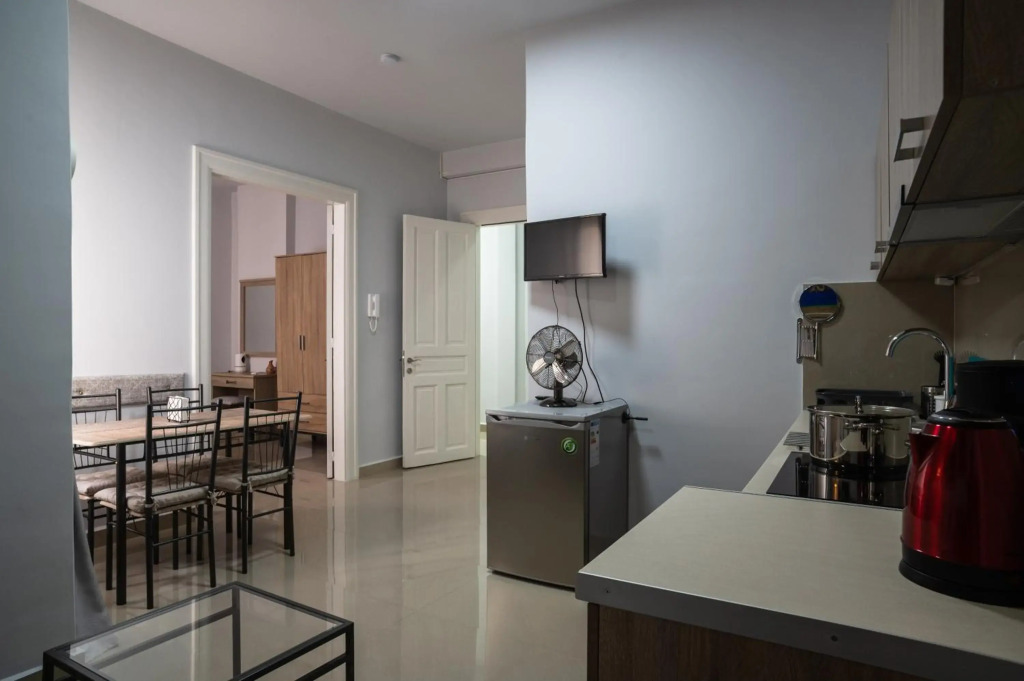 Polytimon, an Athenian neoclassical apartment