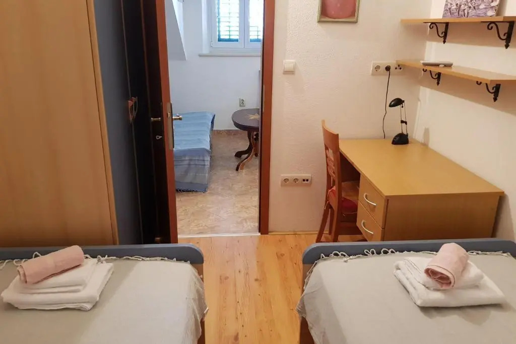 Seaview Apartment With Large Terrace Bol