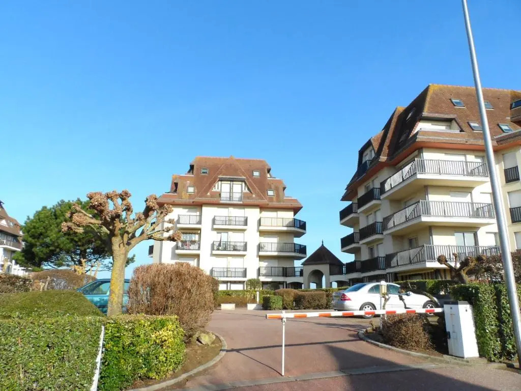 Appartement Cabourg, 2 pièces, 4 personnes - FR-1-487-170