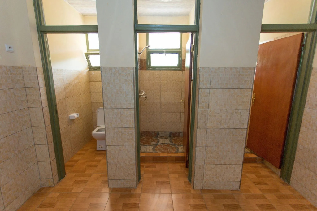 Cenetra Hotel