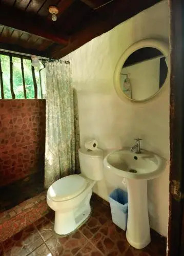 Howler Monkey Hotel
