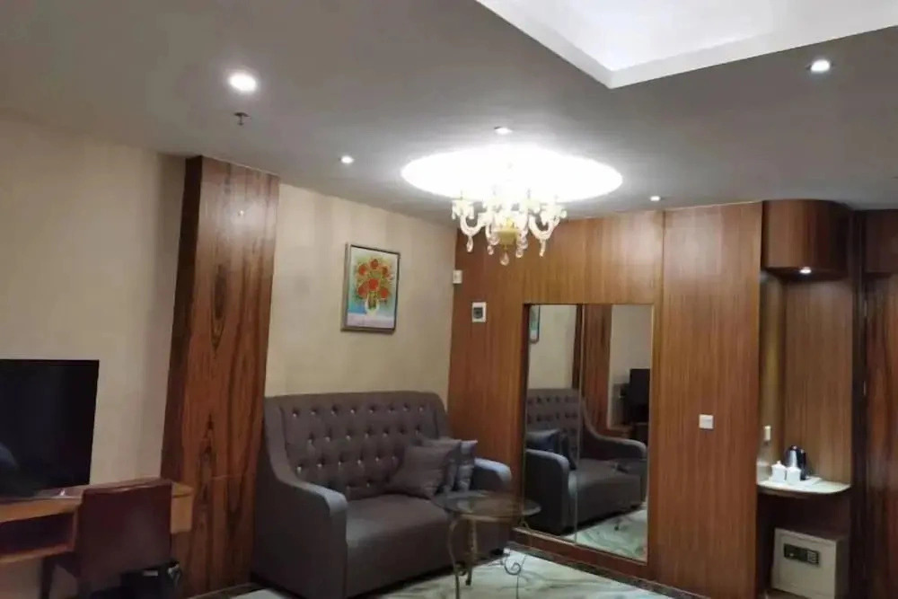 Yanyangtian Hotel