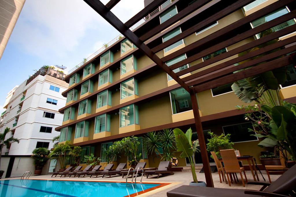 Dynasty Grande Hotel