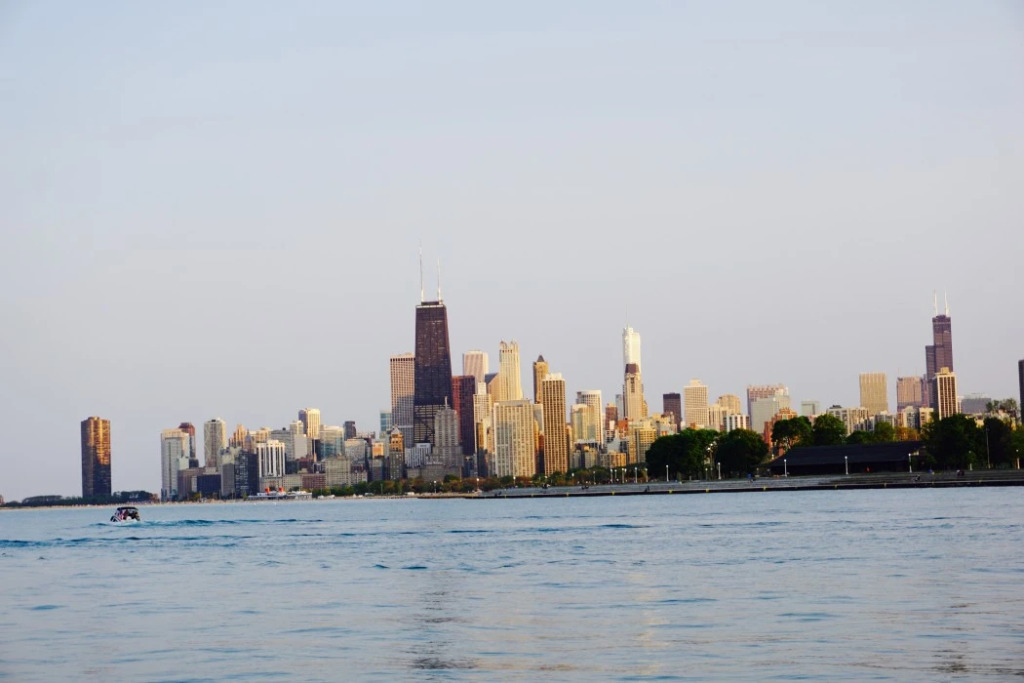Wrigley Hostel - Chicago
