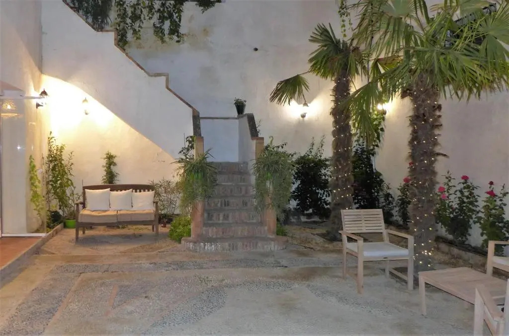 Patios del Agua