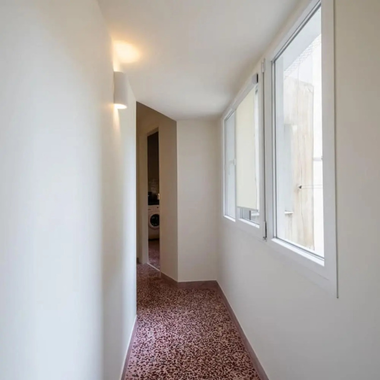 Friday Venus Luxury Apartment