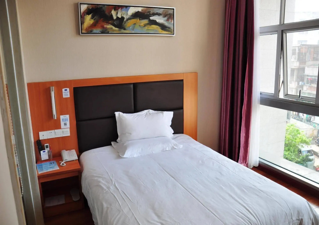 Hanting Express Hotel Shenzhen Leyuan Road