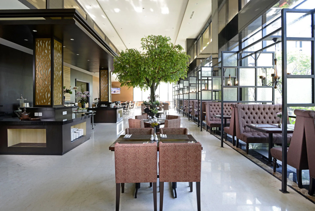 Aria Centra Surabaya