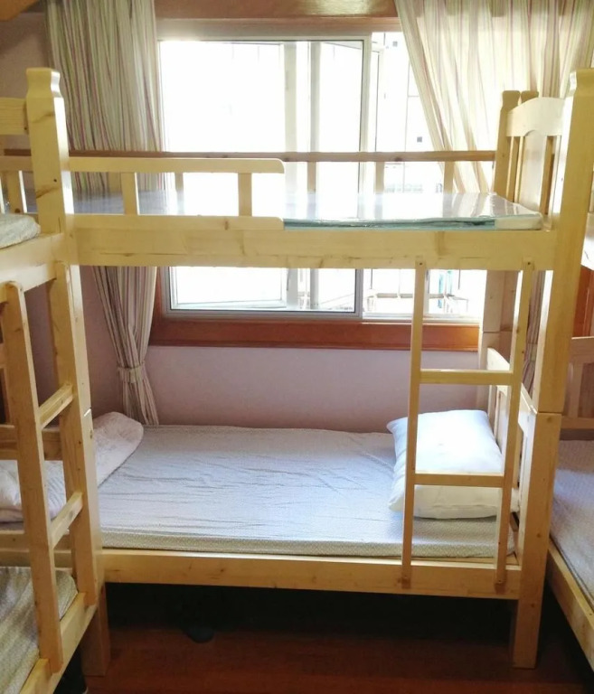 Shenzhen On The Road Youth Hostel