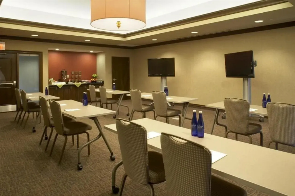 Hyatt House Sterling/Dulles Airport North