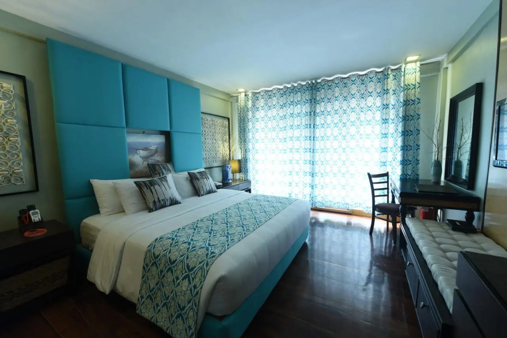 Tugawe Cove Resort