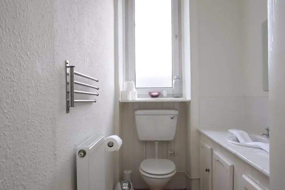 1 Bedroom Apartment In The Shore Leith