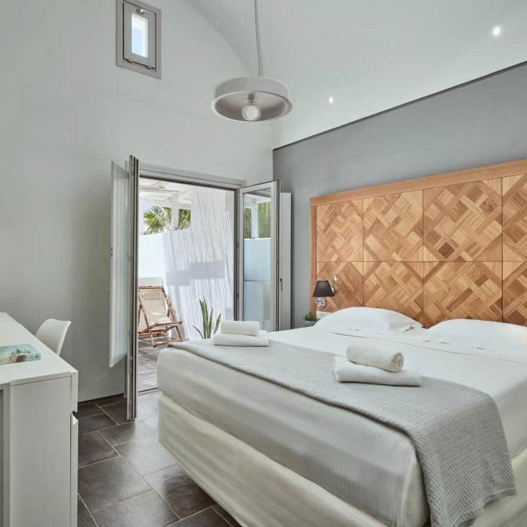 Meltemi Excelsior Suites