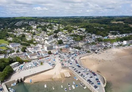 5 Bed in Saundersfoot oc-pw371