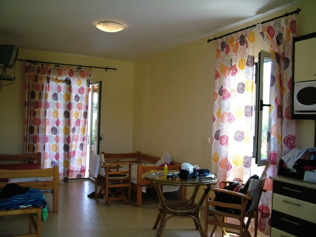 Kamari Apartments