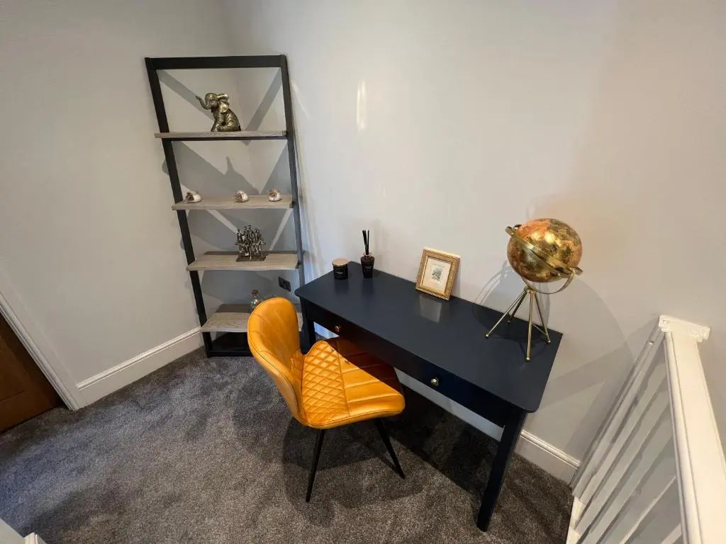 Superb 2 bed Apartment Great Location