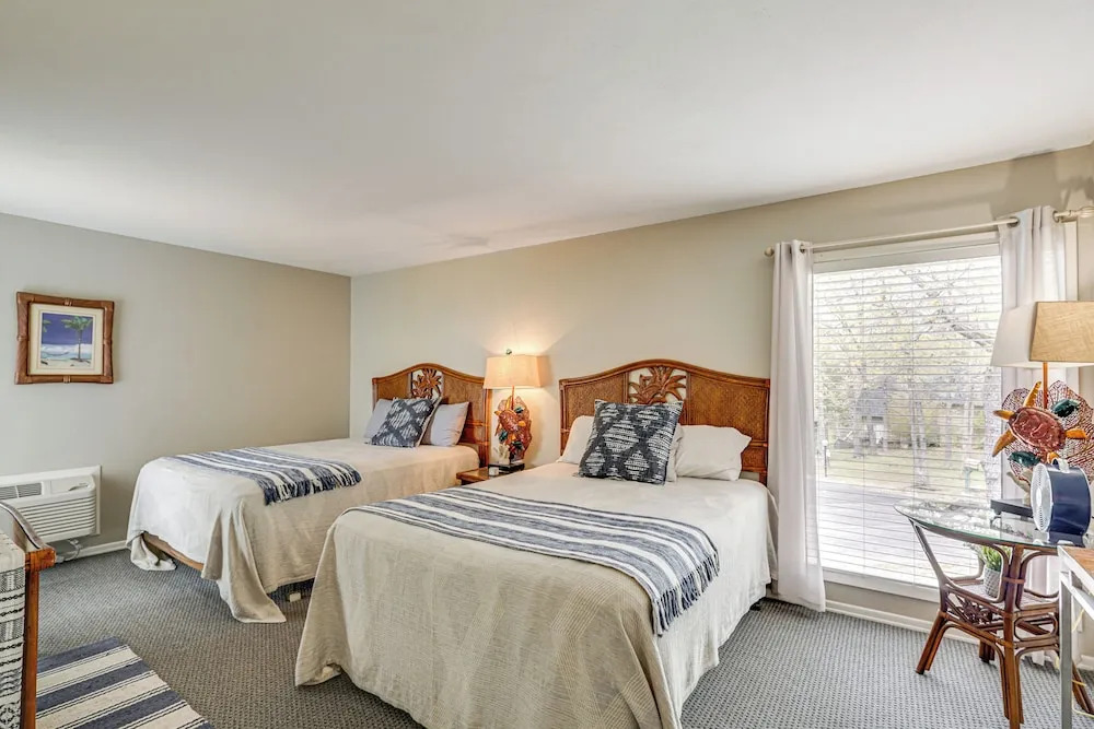 1 Mi to Margaritaville! Home w/ Furnished Decks