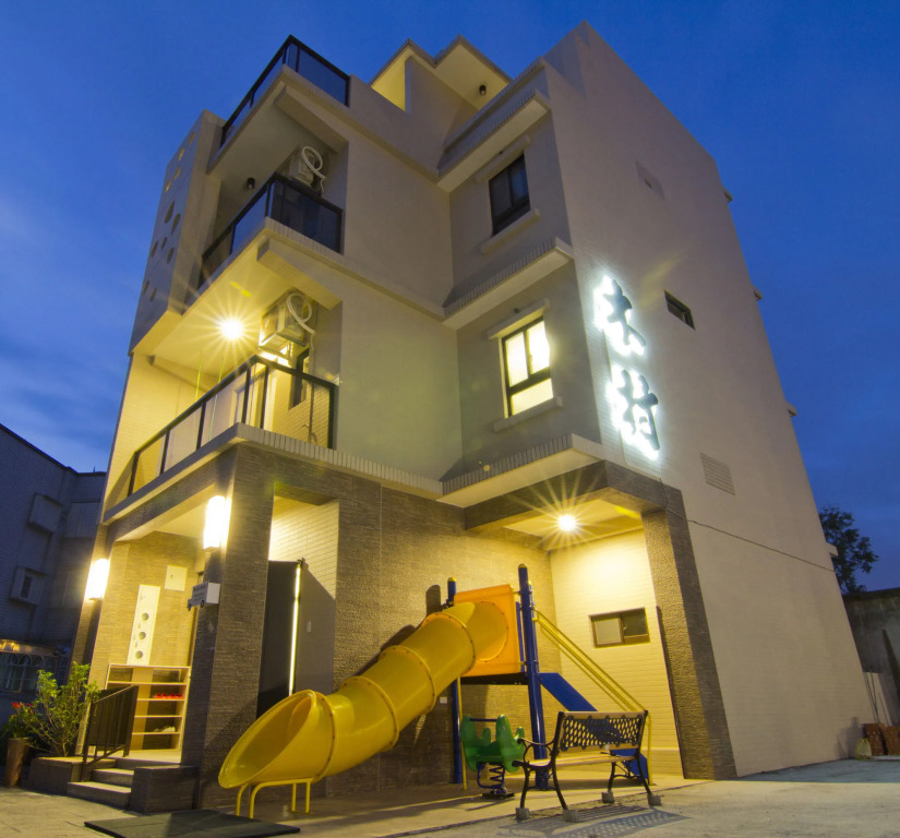 Tesla Charging Kimura Elevator B&B