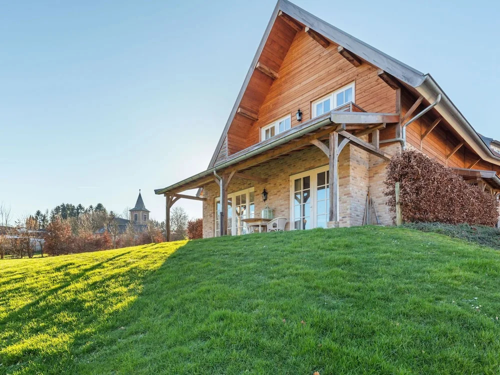 Enticing Villa in Slenaken With Garden