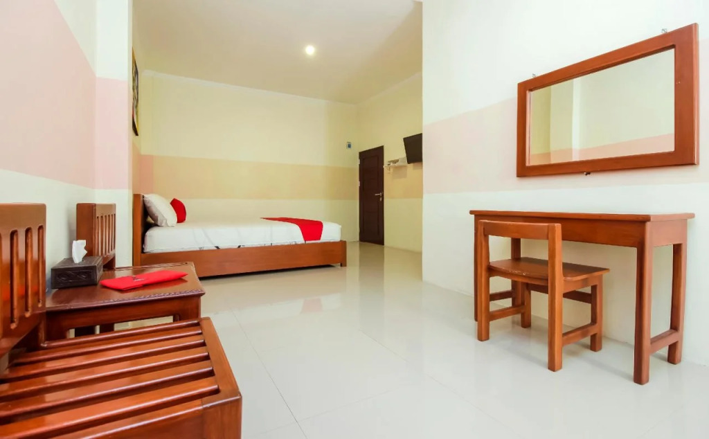 RedDoorz Near Jalan Jendral Sudirman