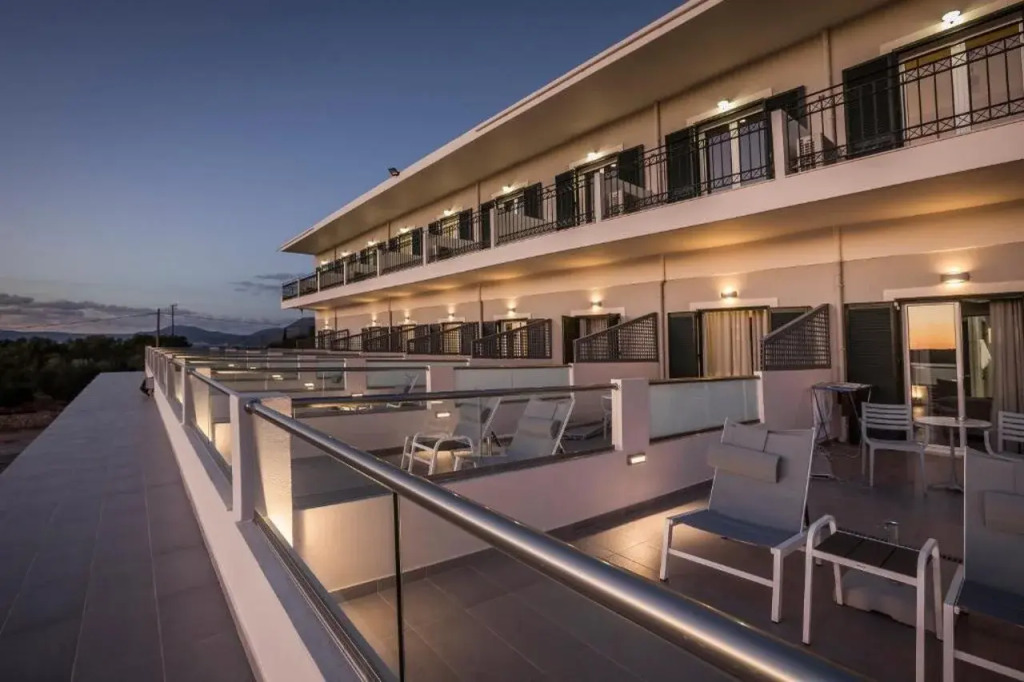 Limanaki Hotel