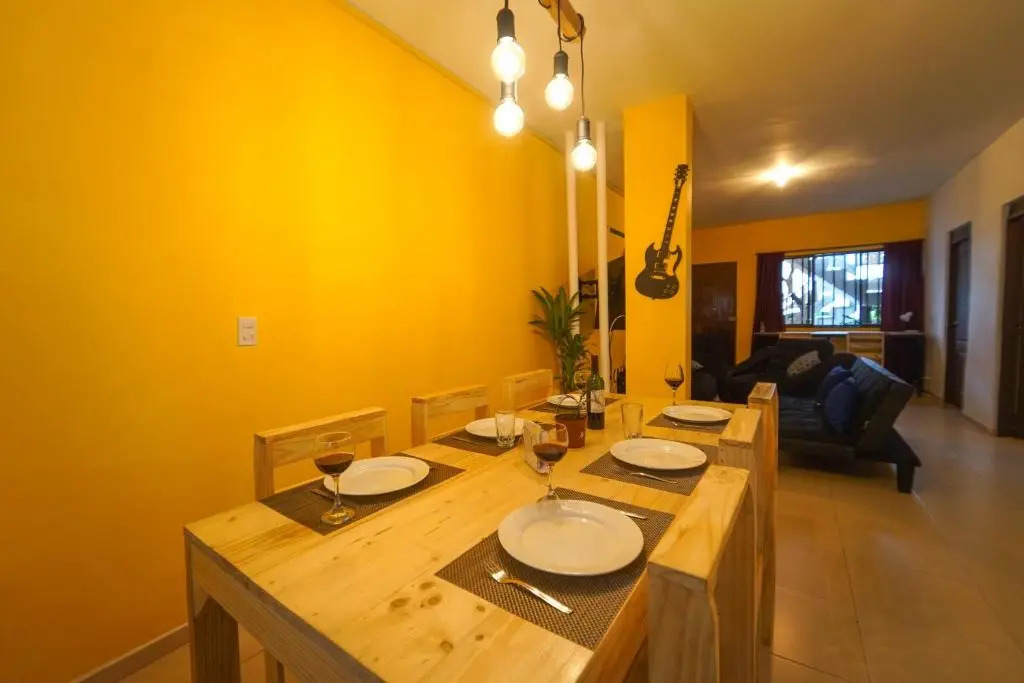 Casa Clandestina Guest House