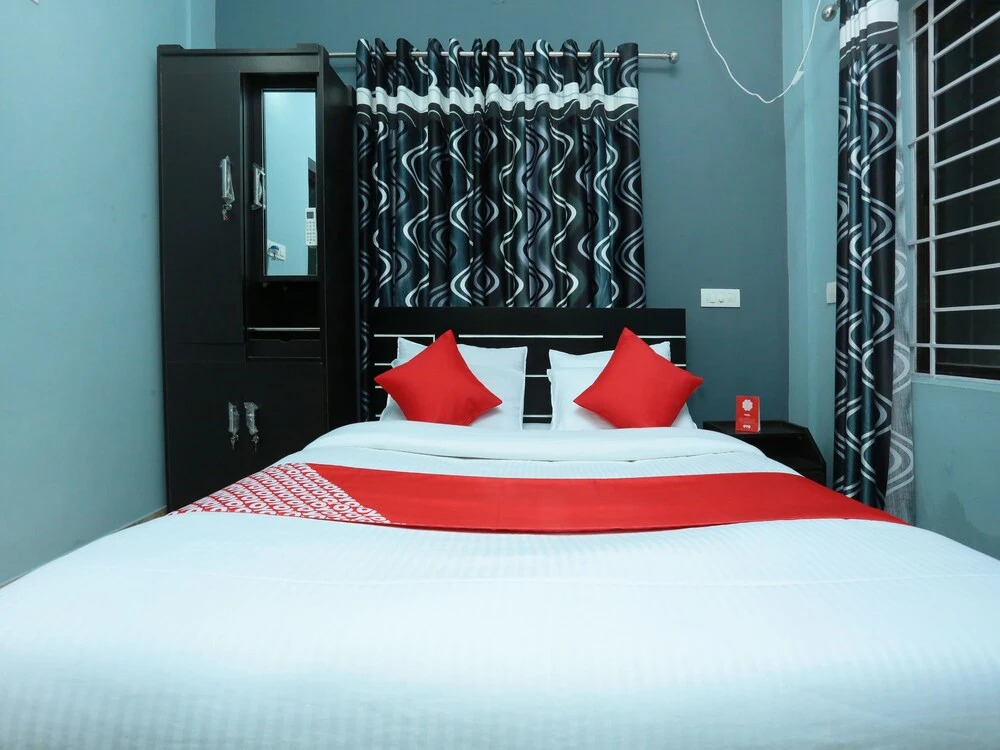 OYO 16417 Zahir Residency