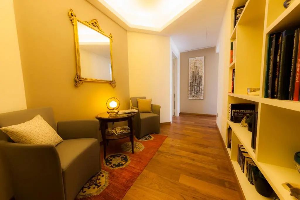 Bronzino House