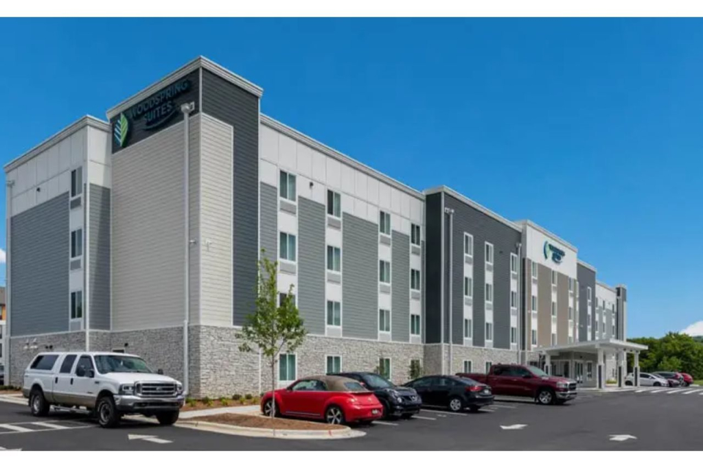 WoodSpring Suites Libertyville - Chicago